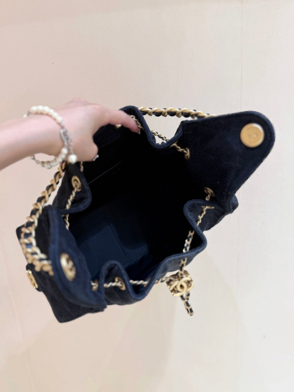 CHANEL 25 HANDBAG 30 IN DARK BLUE DENIM GOLD HARDWARE