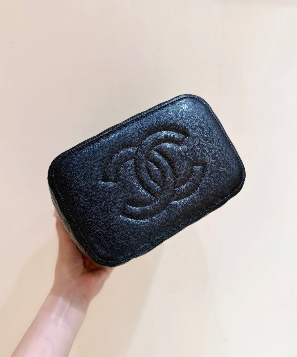 CHANEL 25S VANITY TOP HANDLE CASE 21 IN BLACK CALFSKIN
